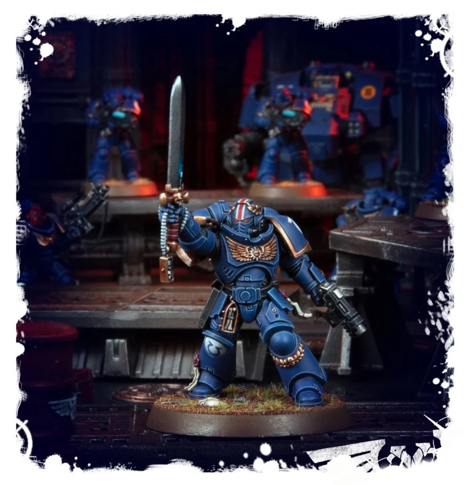 48-84GW Набор Космодесант. Примарис Лейтенант с силовым мечом (Space Marines Primaris Lieutenant with Power Sword)