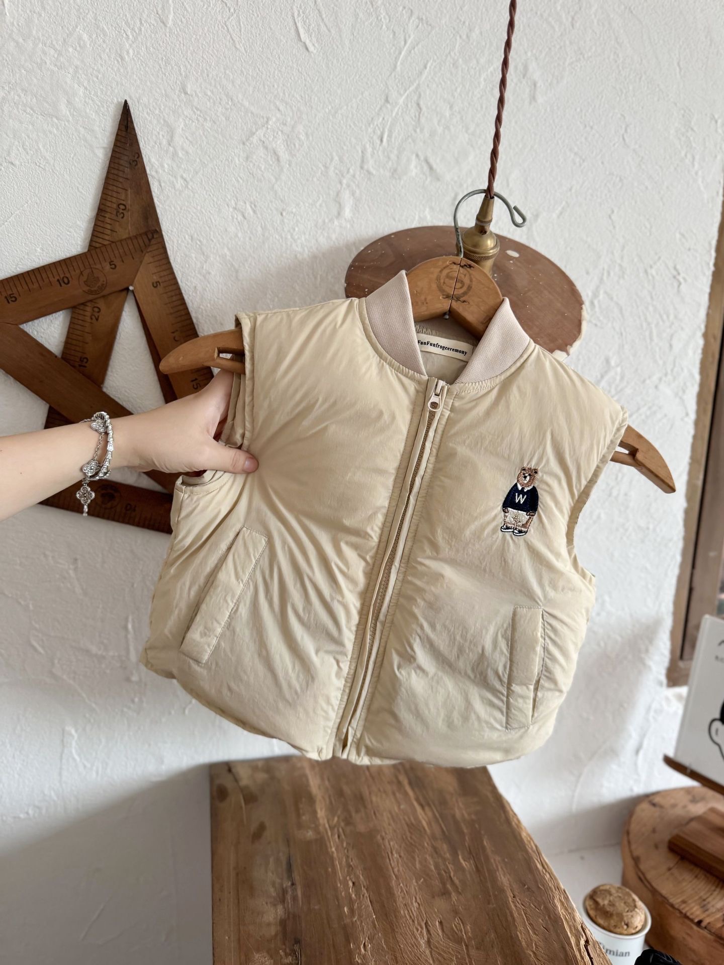 Детская безрукавка