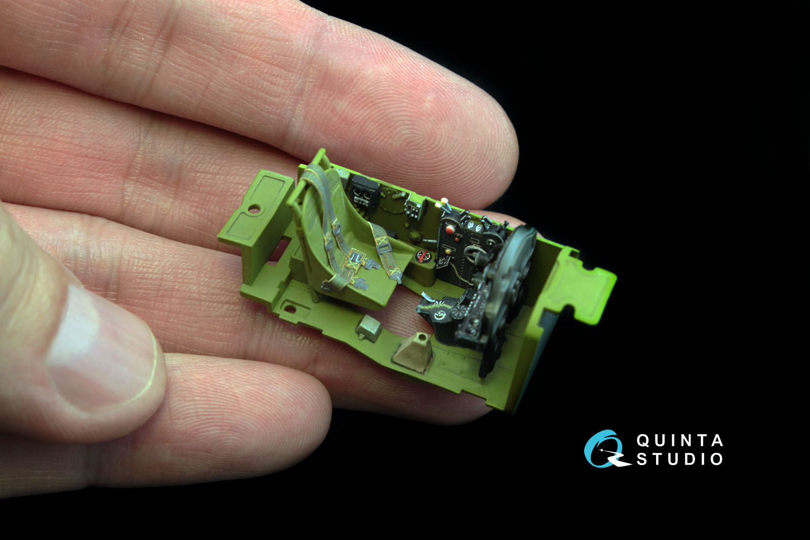 QD48030 1:48 3D Декаль интерьера кабины  P-38G (для модели Tamiya)