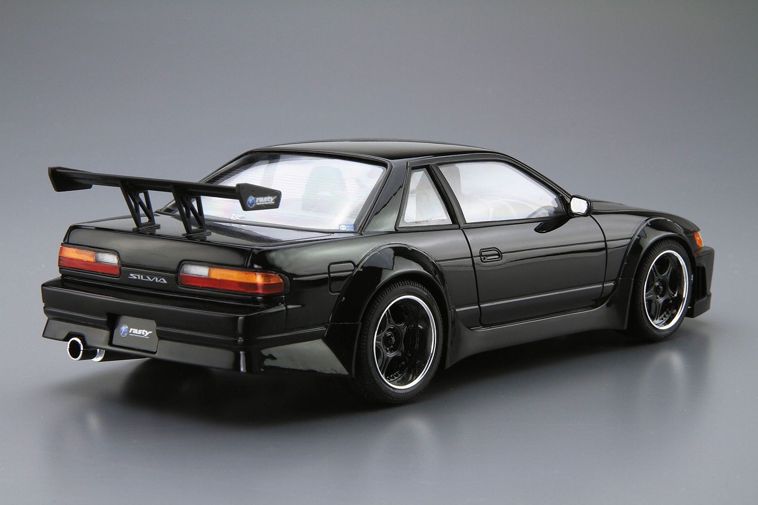05947 Nissan Silvia S13 '91 Rasty Aoshima
