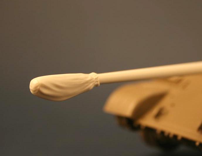 RE35-102 Ствол с брезентовым чехлом Barrel with Canvas Cover for T-54/T-55 Tanks