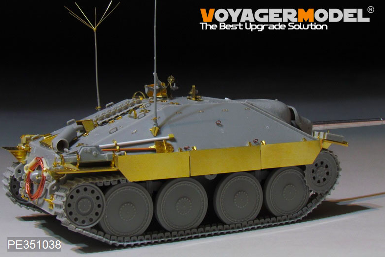 PE351038B WWII German Sd.Kfz.138/ 2 Hetzer Tank Destroyer Middle Version