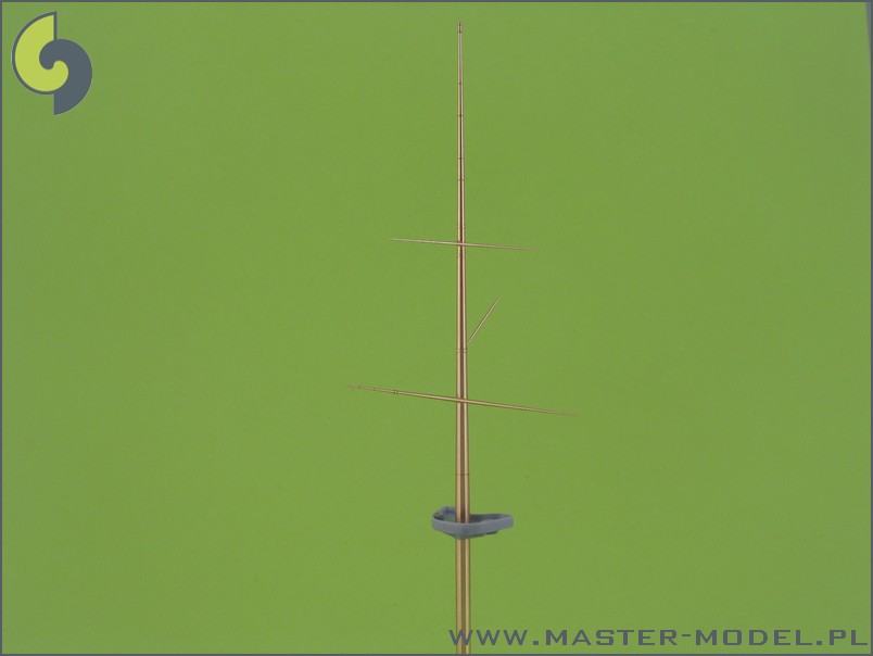 SM-350-024 Русский крейсер Варяг (1899 г.), мачты и верфи