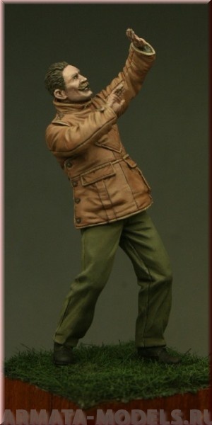 TW54018 Sergeant No4 Squadron Royal Flying Corps, Belgium 1915 (Flying Uniform) 54mm Tommy's War