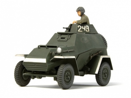 32576T Советский бронеавтомобиль БА-64Б, с фигурой командира. Tamiya