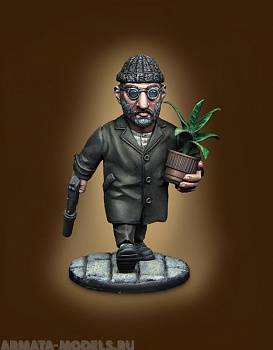 СM-С08 Декоративная фигурка из смолы Леон (Leon)