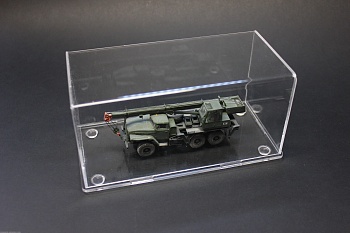 AM72282 Бокс акриловый для танков в масштабе 1/72 на пластиковом основании