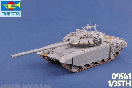 '09561 Танк  Russian T-72B3 MBT Mod.2016 Trumpeter