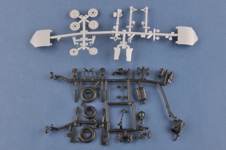 81808  Самолет F-86 Sabre Hobby Boss