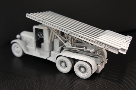 35040 Советский гвардейский реактивный миномёт БМ-13 «Катюша» ARK model